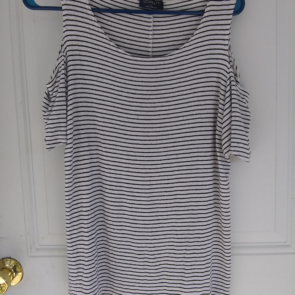 Scarlett shirt size L